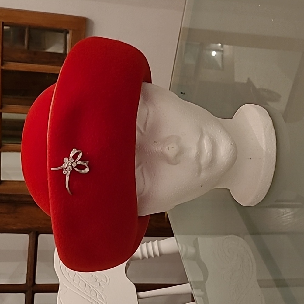Ladies Vintage hat